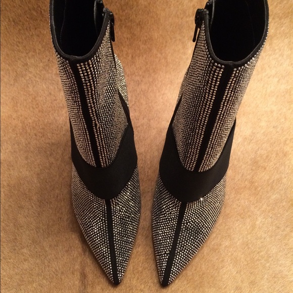 TopShop High Shine Ankle Boot - Picture 5 of 7